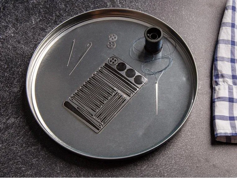 Sewing Needle Card : Survival Sewing Kit