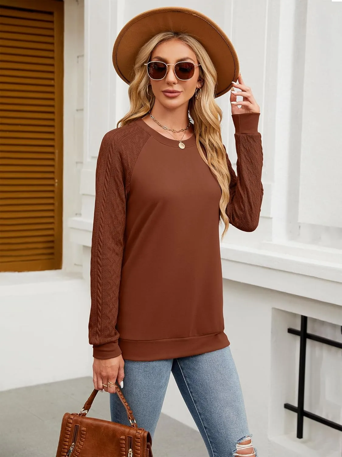 Sweatshirts for Women Crewneck Cable Knit Long Sleeve Sweaters Lightweight Loose Tops 2025